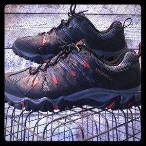Merrell Men’s Moab 2 Waterproof Hiking Shoe
